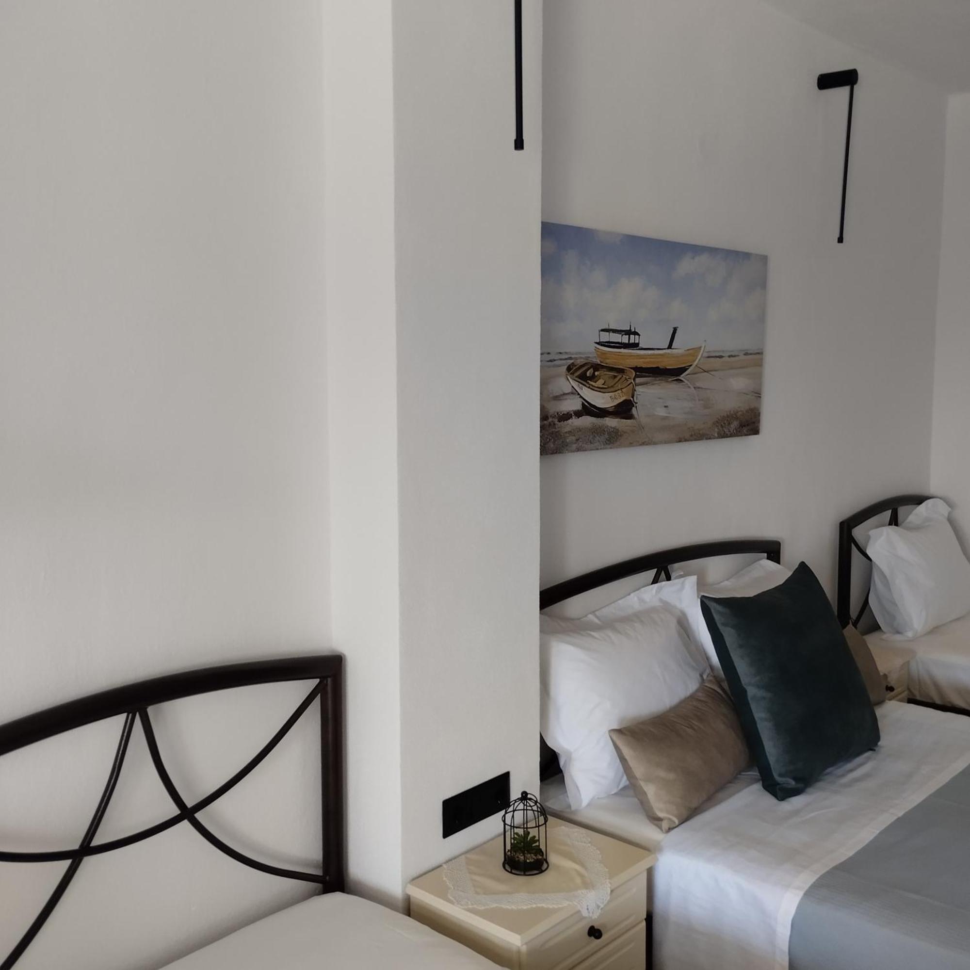 Pansion Thanos Apartment Ouranoupoli Bagian luar foto